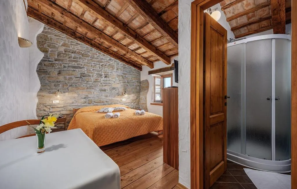 Guest house Guesthouse Gospodi Cerovlje